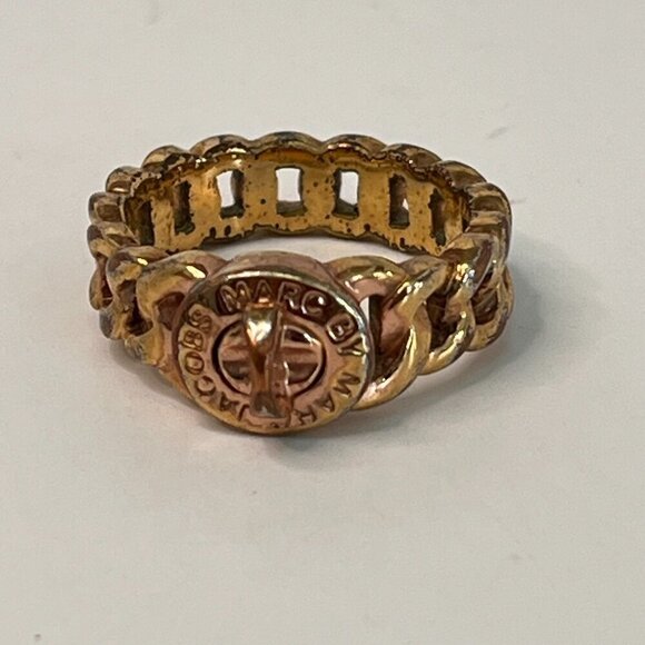 Marc by Marc Jacobs Turnlock Ring - Picture 1 of 3